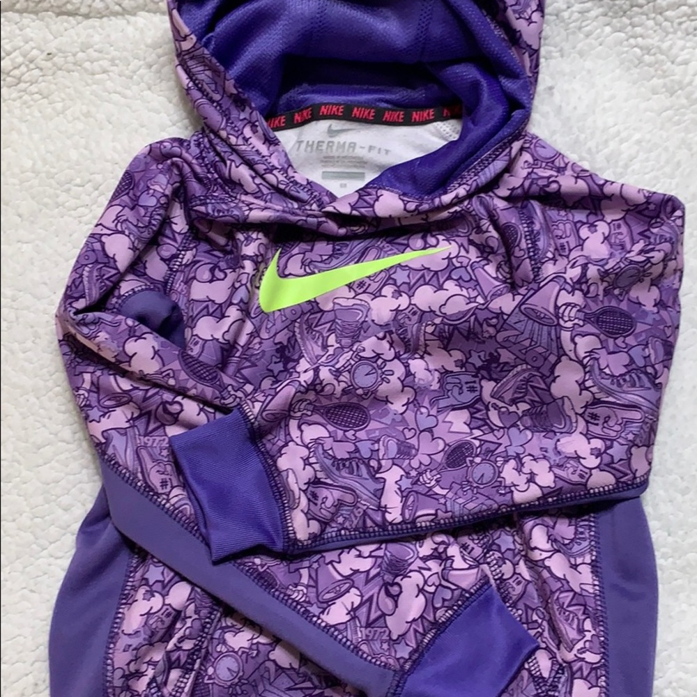 Nike therma fit hoodie size 6x